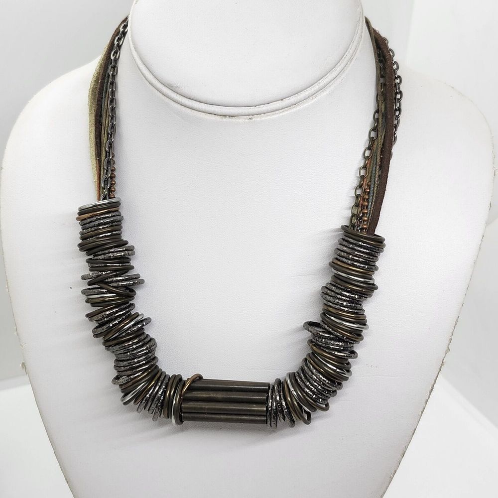 Ali Khan New Yorkโ necklace Multistrand Rustic Circles